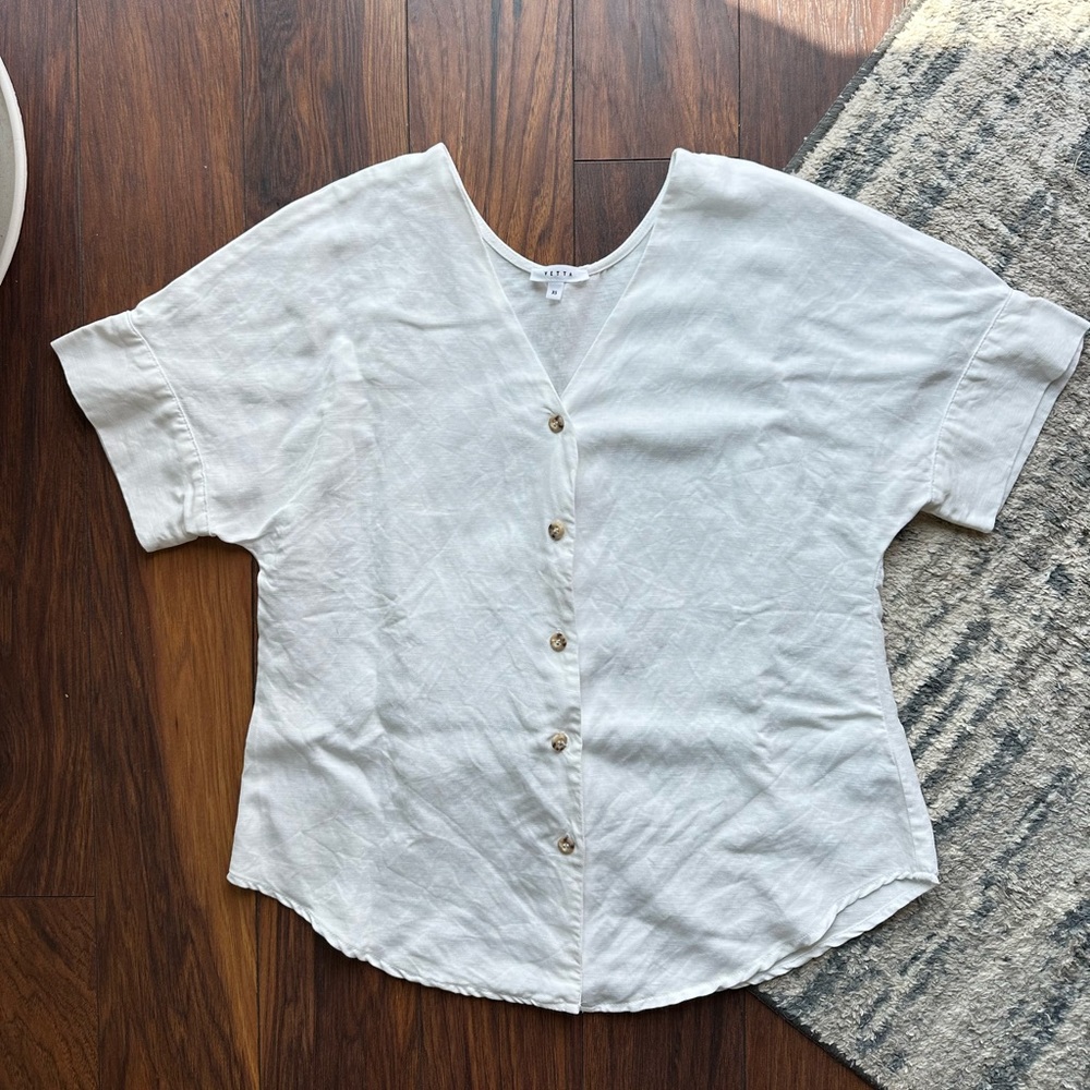 Vetta Women's XS Girlfriend Button Dolman Sleeve V-Neck Top White